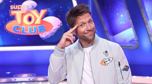 Der "Super Toy Club" bei Super RTL ist zurück. Gastgeber der Show ist Florian Ambrosius.