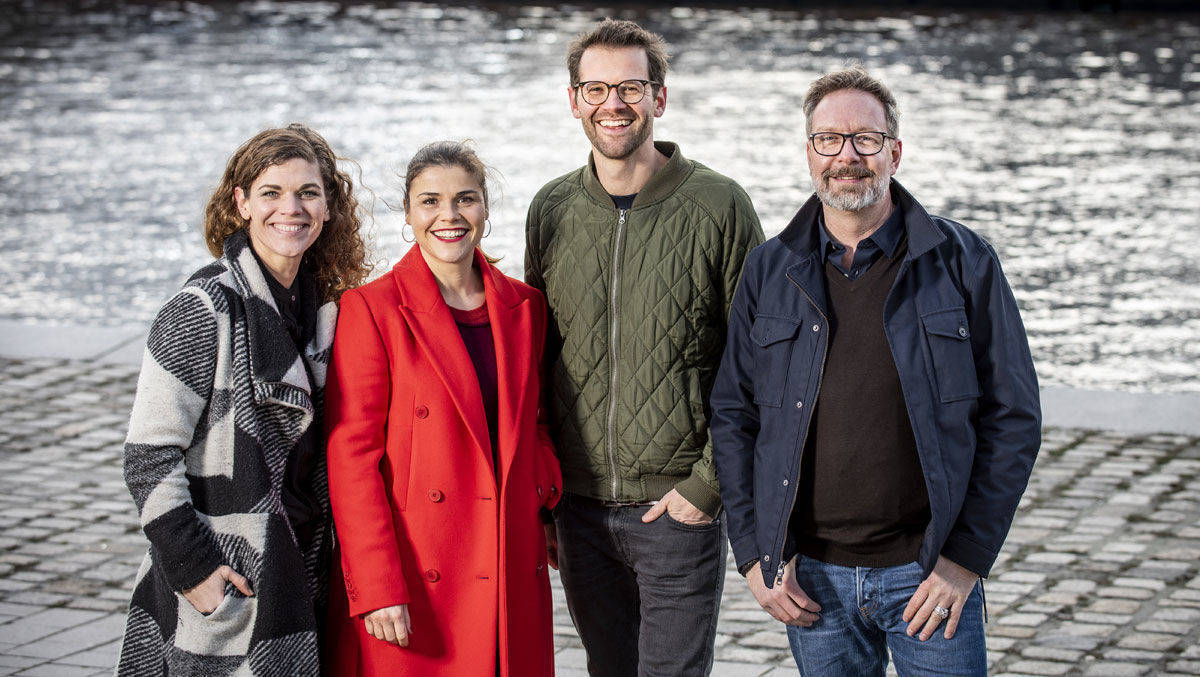 Ina Eck (l.) und OIiver Fuchs (r.) von Fabiola kooperieren mit Katharina Wackernagel und Jonas Grosch.